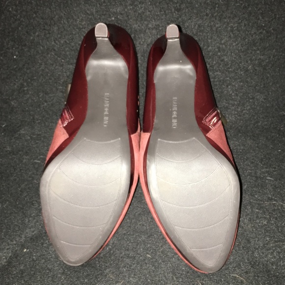 NWOT Bandolino Suede Ankle Boots - Picture 6 of 6